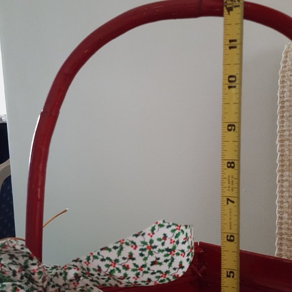 Holiday Gift Basket - Picture 5 of 7